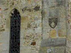 Hardreshull Arms on the buttress of Pembury Church, March 2000